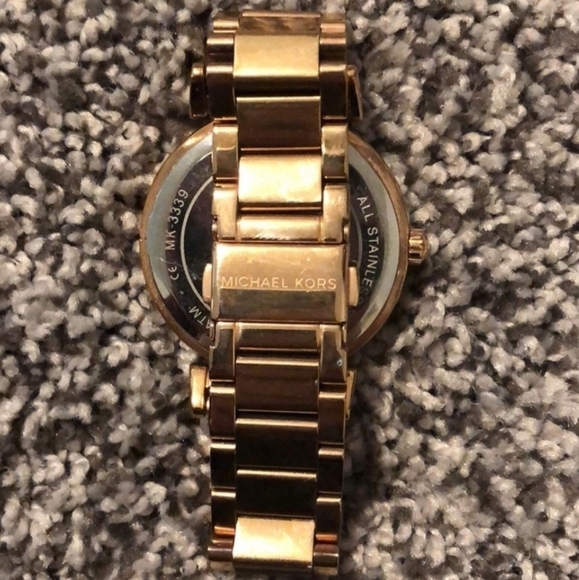 CLASSY MICHAEL KORS ROSE GOLD STAINLESS STEEL WATCH BAND ONLY 18MM 5" LONG - Picture 4 of 7